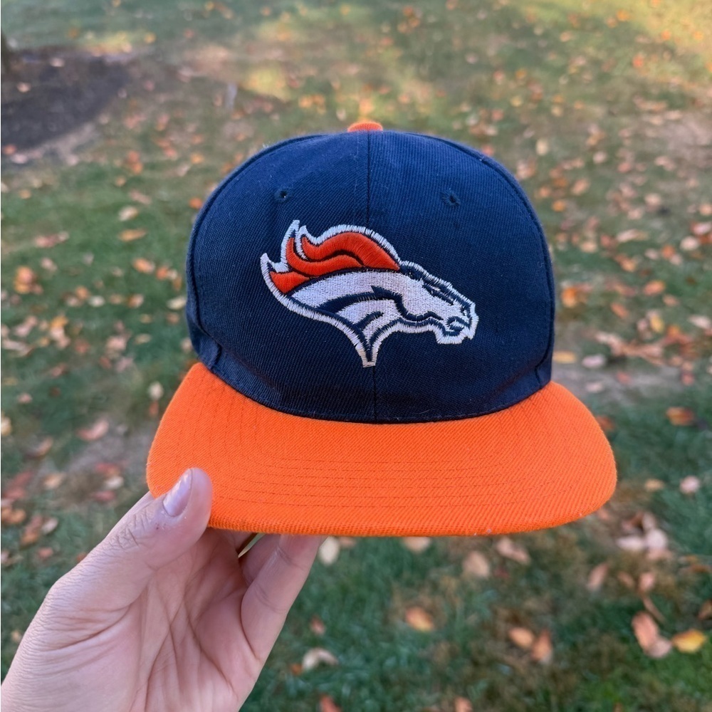 Vintage New Era Denver Broncos SnapBack hat